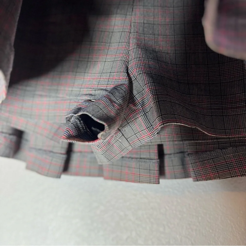 Wild Fable Plaid Skort - Gray and Red Small